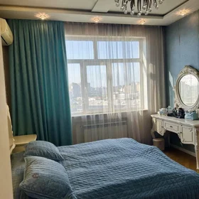 In Baku 150.0 m² apartment is for sale - Image 3