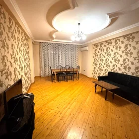 In Baku 92.0 m² apartment is for rent - Image 2
