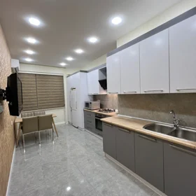 In Baku 84.0 m² apartment is for rent - Image 2