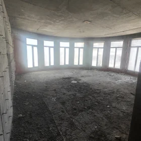 In Baku 216.0 m² apartment is for sale