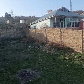 In Baku nan acre land is for sale - Image 2