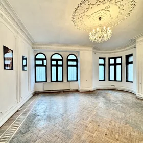 Baku-da 54.0 m2 ofis kirayə verilir