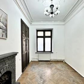 Baku-da 22.0 m2 ofis kirayə verilir