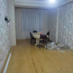 In Khirdalan 85.0 m² apartment is for rent - Image 5