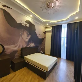 In Baku 200.0 m² apartment is for rent