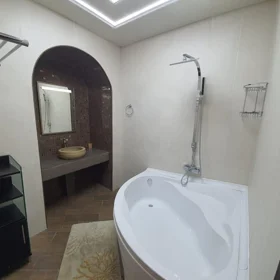 In Baku 200.0 m² apartment is for rent - Изображение 5