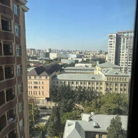 In Baku 129.0 m² apartment is for rent - Image 5