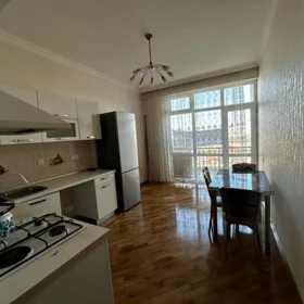 In Baku 90.0 m² apartment is for rent - Image 5