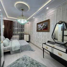 In Baku 70.0 m² apartment is for rent - Image 3
