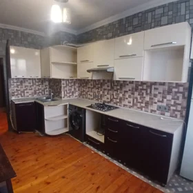 In Baku 90.0 m² apartment is for rent - Image 4