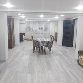 In Baku 80.0 m² house with 2.0 rooms is for rent - Image 4
