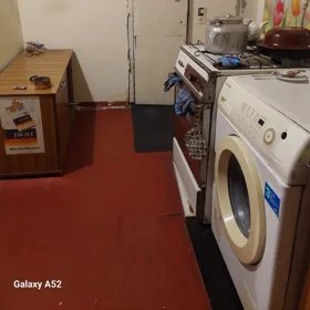 In Baku 70.0 m² house with 1.0 rooms is for sale - Image 2