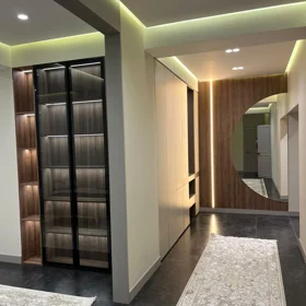 In Baku 182.0 m² apartment is for sale - Image 2