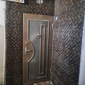 In Baku 74.0 m² apartment is for sale - Image 2