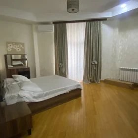 In Baku 100.0 m² apartment is for rent - Image 5