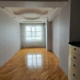 In Baku 100.0 m² apartment is for rent - Image 3