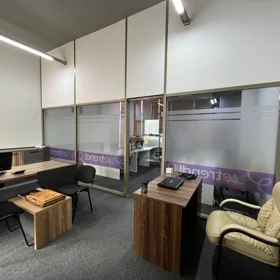 In Baku 65.0 m² office is for rent - Image 2