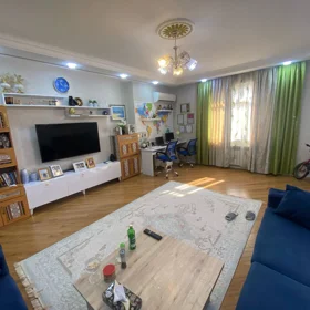In Baku 65.0 m² apartment is for sale - Image 2