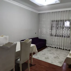 In Baku 70.0 m² apartment is for sale - Image 3