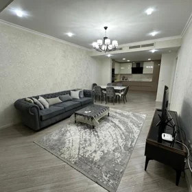 In Baku 145.0 m² apartment is for rent - Image 4