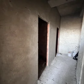 In Baku 92.0 m² apartment is for sale - Image 4