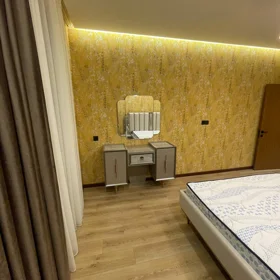 In Baku 148.0 m² apartment is for rent - Image 2