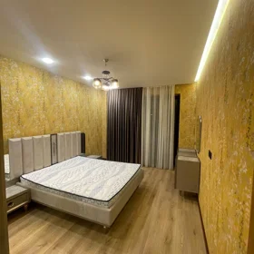 In Baku 148.0 m² apartment is for rent - Image 3