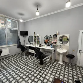 In Baku 100.0 m² commercial is for sale - Image 4