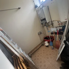 In Baku 300.0 m² house with 6.0 rooms is for sale - Image 5