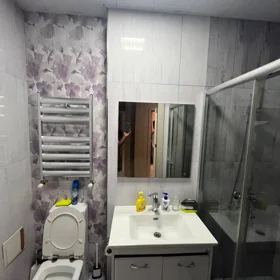 In Baku 90.0 m² apartment is for sale - Image 4