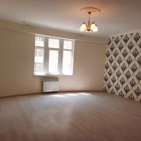 In Baku 112.0 m² apartment is for rent - Image 3