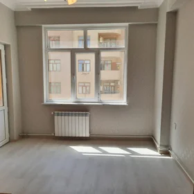 In Baku 112.0 m² apartment is for rent - Image 5