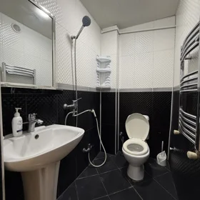 Baku-da 100.0 m2 mənzil kirayə verilir - Şəkil 5