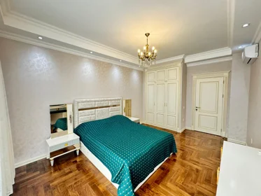 nan-da 100.0 m2 mənzil kirayə verilir - Şəkil 4