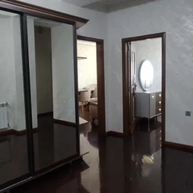 Baku-da 85.0 m2 mənzil kirayə verilir - Şəkil 3