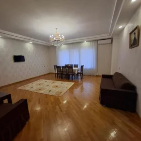 Baku-da 160.0 m2 mənzil kirayə verilir - Şəkil 5