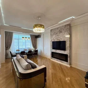 Baku-da 86.0 m2 mənzil kirayə verilir - Şəkil 2