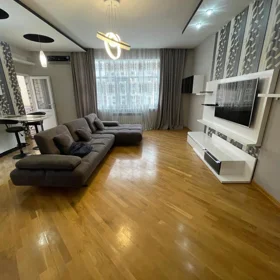 Baku-da 160.0 m2 mənzil kirayə verilir - Şəkil 2