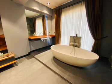 In Baku 110.0 m² apartment is for rent - Image 3