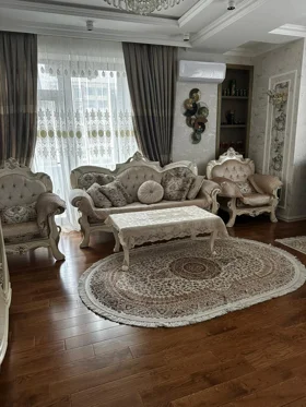 In Baku 115.0 m² apartment is for rent - Image 2