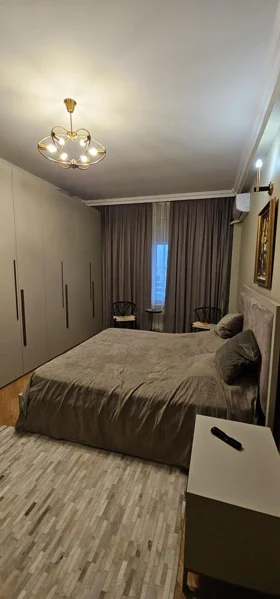 In Baku 150.0 m² apartment is for rent - Image 5