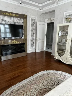 In Baku 115.0 m² apartment is for rent - Image 4