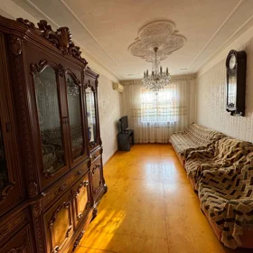 In Baku 65.0 m² apartment is for rent - Image 2