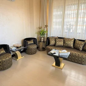 In Baku 120.0 m² apartment is for sale - Image 2