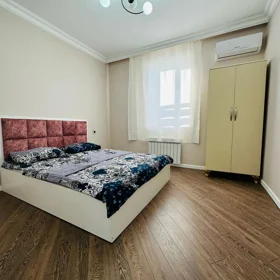 In Baku 140.0 m² house with 4.0 rooms is for sale - Image 4