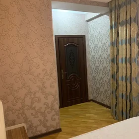 In Baku 100.0 m² apartment is for sale - Image 3