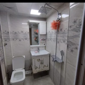 In Baku 65.0 m² apartment is for sale - Image 5