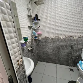 In Baku 56.0 m² apartment is for sale - Image 5