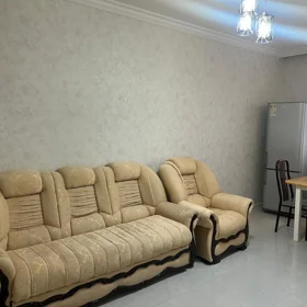 In Baku 60.0 m² apartment is for rent - Image 2