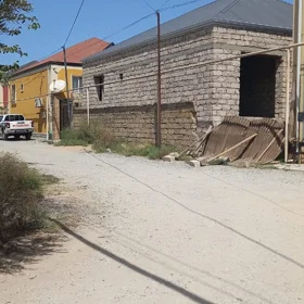 In Baku 120.0 m² house with 4.0 rooms is for sale - Image 3